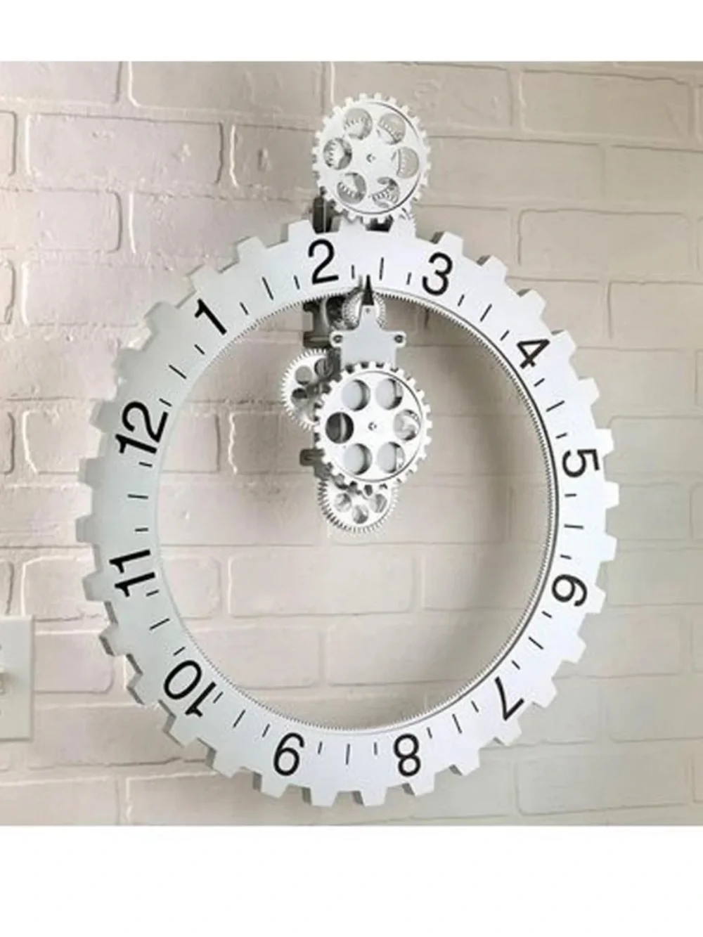 Kikkerland Big Wheel Gear Clock Silver